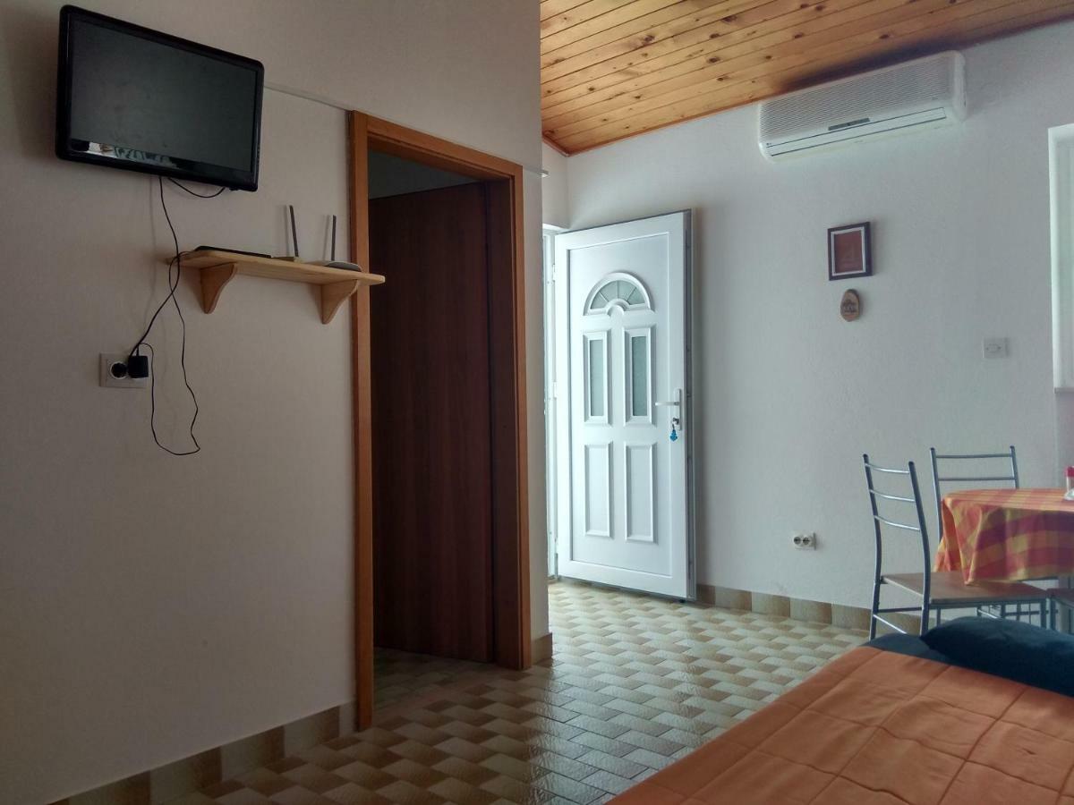 Captain'S House Baška Voda Kültér fotó